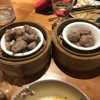 A12. Pork Ribs with Garlic