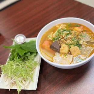 Bun rieu cua dong - minced crab noodle