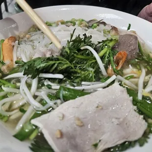 Only with rice noodles(I prefer the clear noodle)