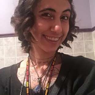 looove my new haircut gotta come to this place!!