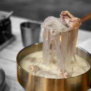 Gal Bi Tang | @whaevaeats