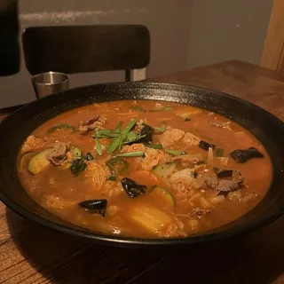 Spicy Beef Brisket Soup ( )