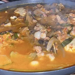 Spicy Kimchi Hot Pot()