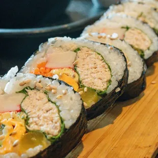 K2. Tuna Kimbap