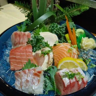 Medium Sashimi Combo