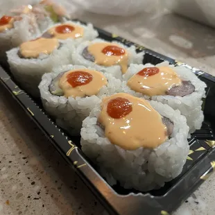 Spicy Albacore Sushi (close up view)