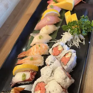 Sushi &amp; Roll Combo 3