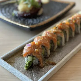 New Style Salmon Roll