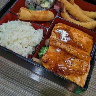 Teriyaki salmon bento box