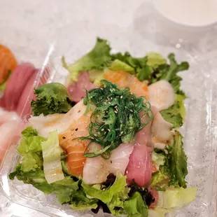 Sashimi salad