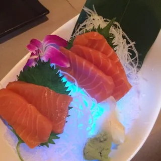 Salmon Sashimi