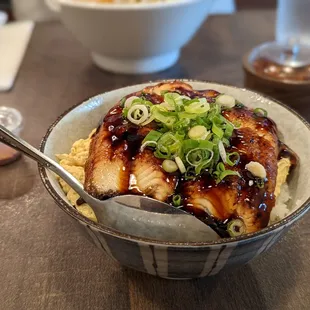 Unagi donburi
