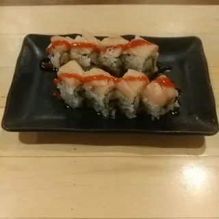 Yellowtail Special Roll