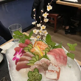 Sashimi Deluxe Combo