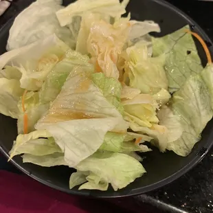 Salad with ginger dressing