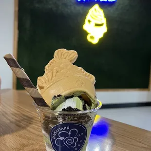 Upside Down Mixed (Vanilla &amp; Matcha Ice Cream) w/ oreo dust and chocolate straw