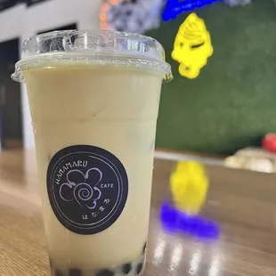 Green milk tea. Tasted like milk water. Extremely disappointed.