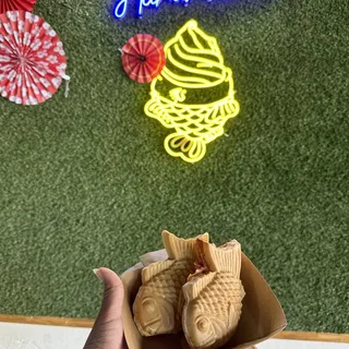 Cheddar Cheese Taiyaki