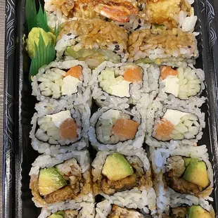 Three Roll Lunch Special (Philly, eel avocado and shrimp tempura)