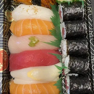 Sushi Deluxe