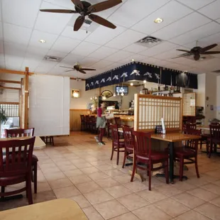 ramen and noodles, interior