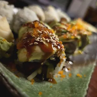 Caterpillar roll