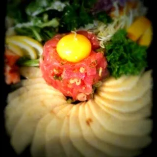 Minced Raw Tuna with Sesame Sauce