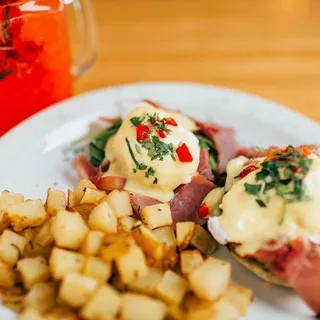 Traditional Eggs Benedict