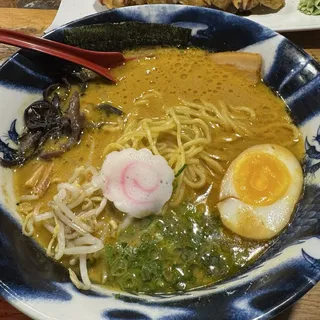 CURRY RAMEN