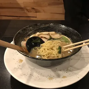RS5. Pork Ramen Soup