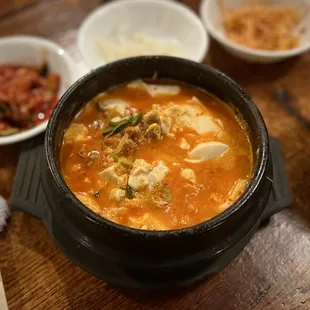 42. Kimchi Chi Gae