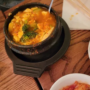 Soon dubu chigae