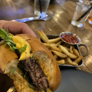 Hand Cut Classic Burger*