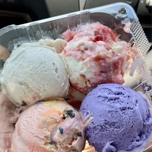 Ice Cream Flight - Cotton Candy, Taro, Horchata &amp; Strawberry Cheesecake!