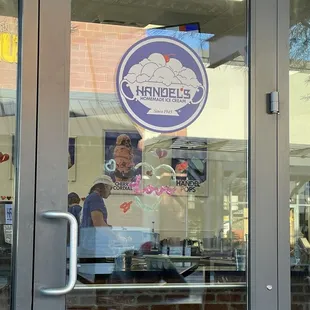 Lots of families here enjoying deliciously made fresh everyday ice cream!