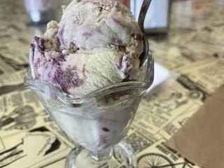 Oldie’s Ice Cream