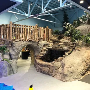 Bridge/slide