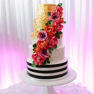 Kate Spade Inspired Wedding Cake by Hands on Sweets at Belleair Country Club, FL