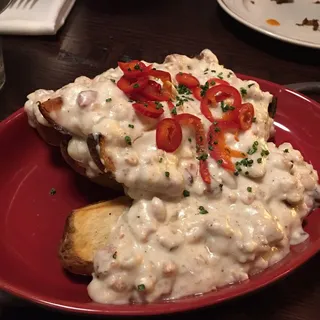 Sausage Gravy Poutine