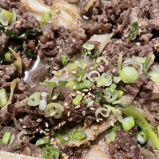 Grilled Thin Sliced Soy Garlic Flavored Beef