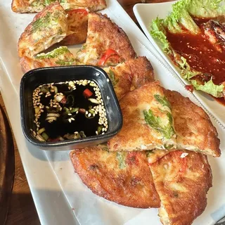 Green Gram Bean with Chopped Pork Pancake