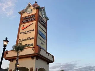 Tulare Outlets