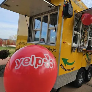 2023 Holiday sip and shop food trucks