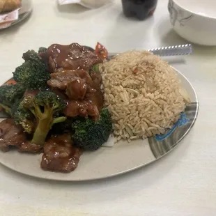 Beef with Broccoli Lunch Special