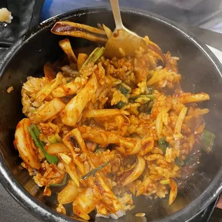 25. Stir Fried Spicy Squid/