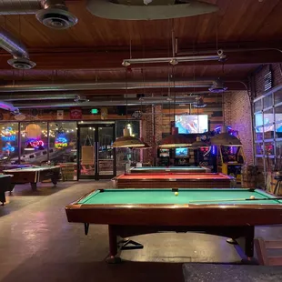 Hangar 101 Billiards