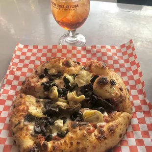 Fire oven Pizza - veggie. With a Campari spritz.