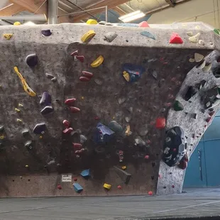 The main boulder in the gym