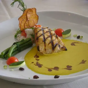Mahi mahi in curry