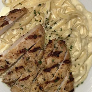 Fettuccine Alfredo